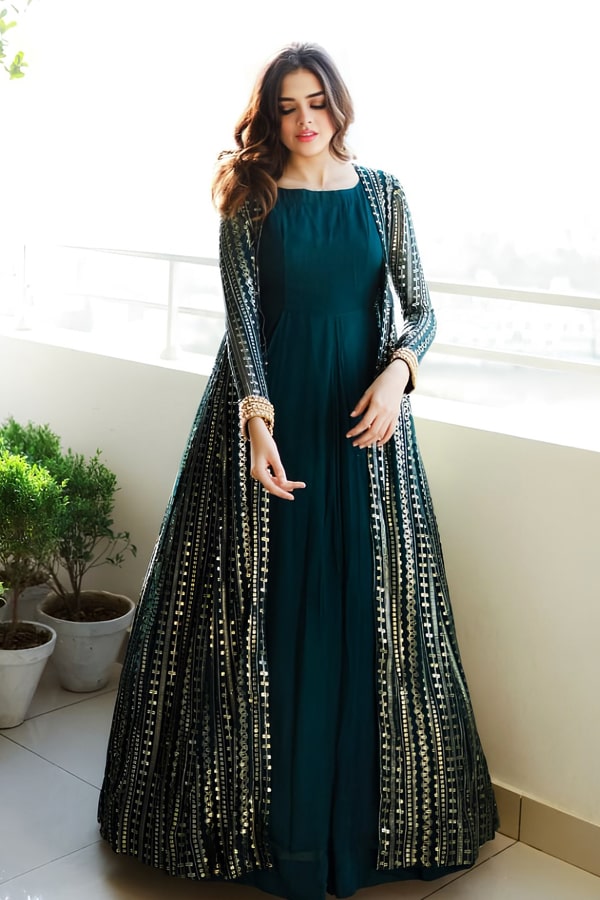 Kurti with long shrug dress online best sale