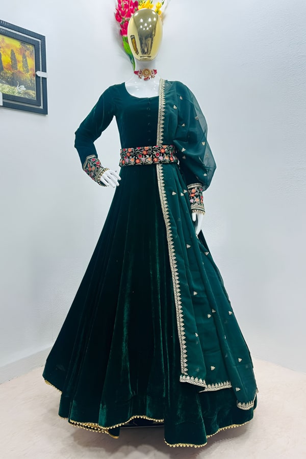 Green Gown For Engagement Buy Online 2023 - Anaya Designer Studio Green Gown For Engagement Buy Online 2023 - Anaya Designer Studio