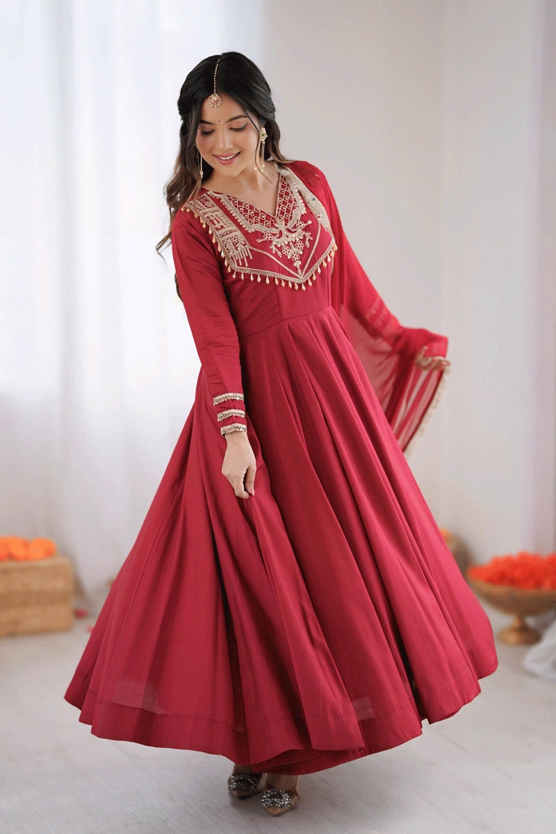 knee length dresses for ladies Heavy Anarkali Gown Silk Fabric with Full Sleeves for Wedding