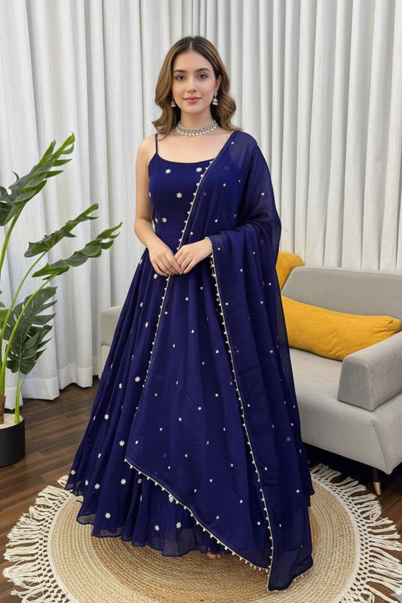 Latest Sleeveless Long Anarkali Suit For Gen Z Girl