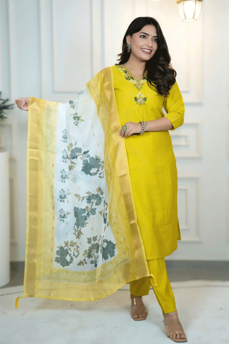 Handwork Embroidery Work Kurti Set For Diwali