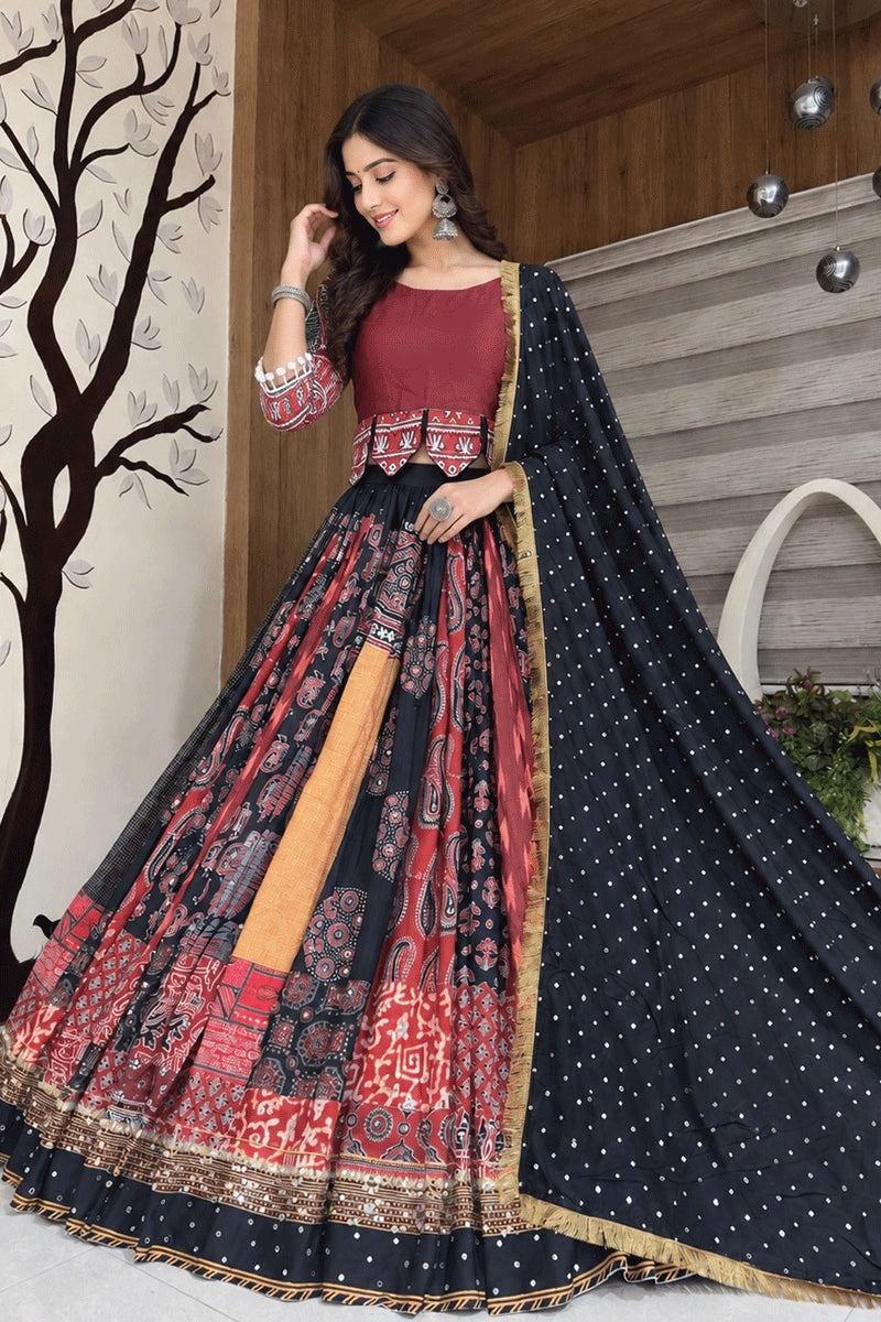 Latest Colorfull Chaniya Choli For Dandiya Raas