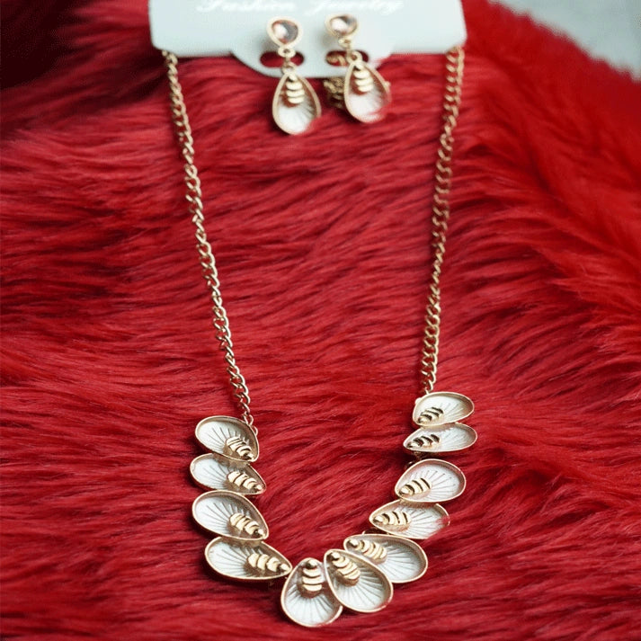 Party Wear Gold Necklace Set