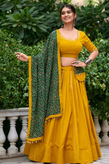 Traditional  Lehenga Choli with Printed Dupatta For Navratri