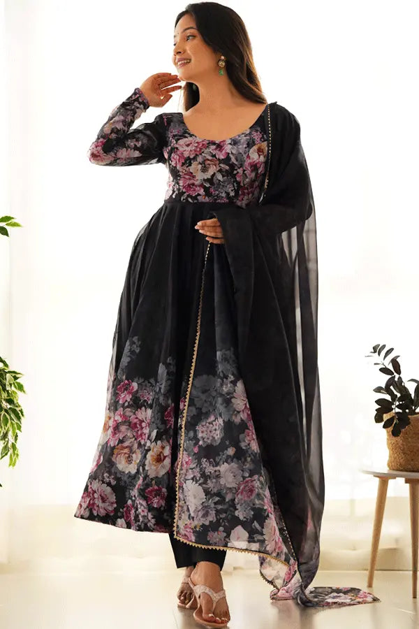 Black Anarkali Gown For Rakhi