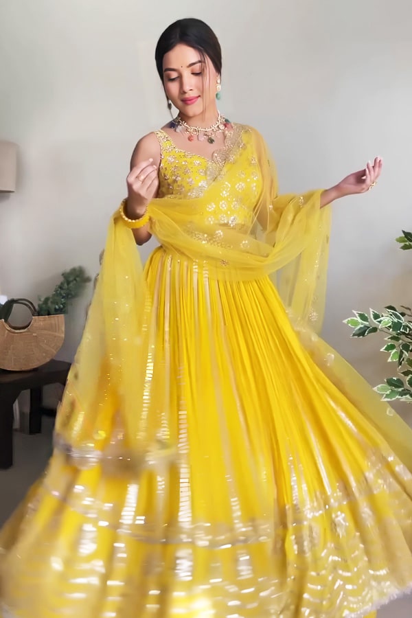 Designer Yellow Wedding Lehenga Choli For Bridal
