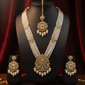 Elegant Kundan Jewelry