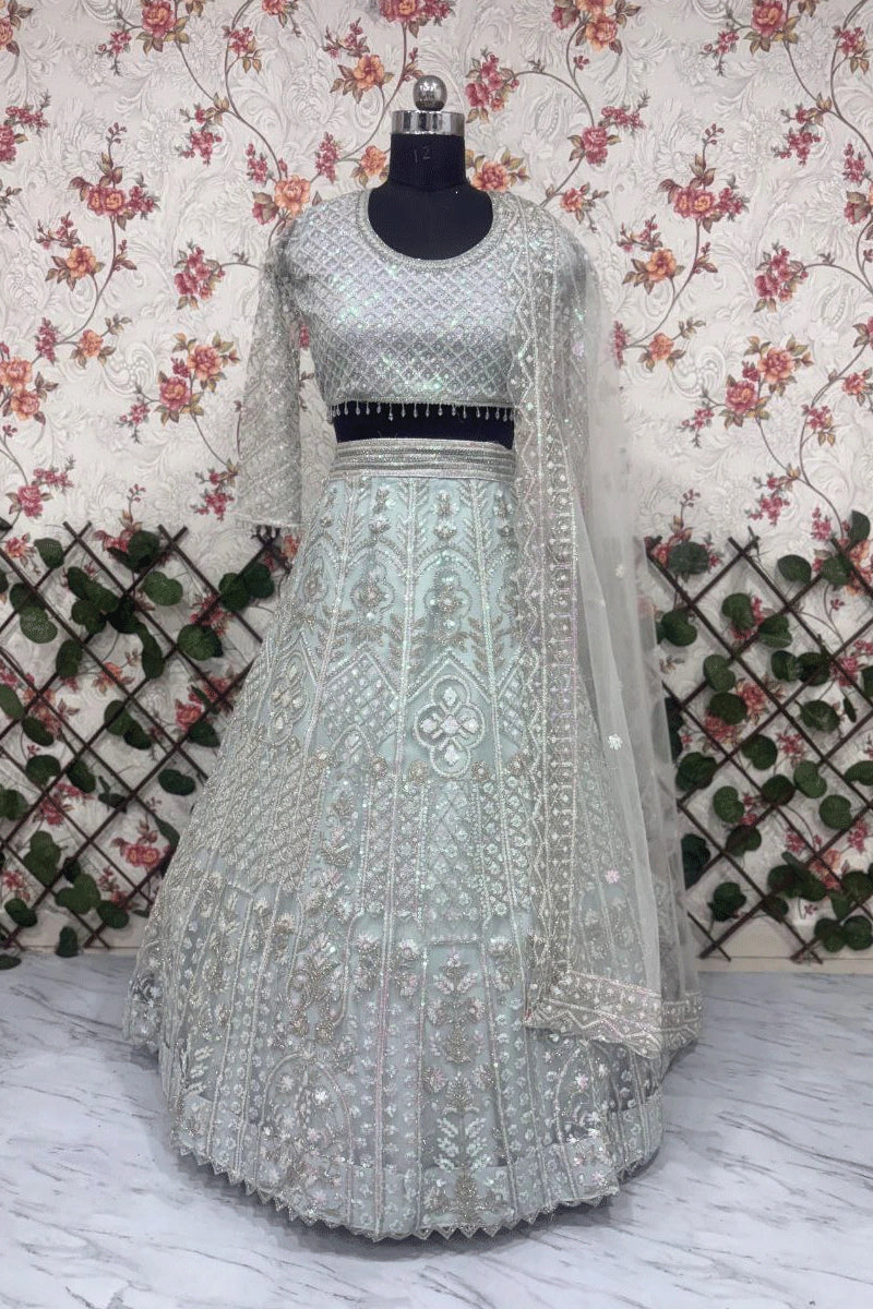 Elegant bridal party ensemble