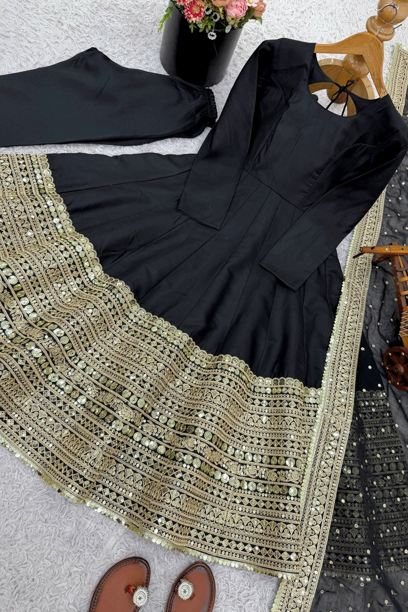 Elegant long-sleeve festive dress