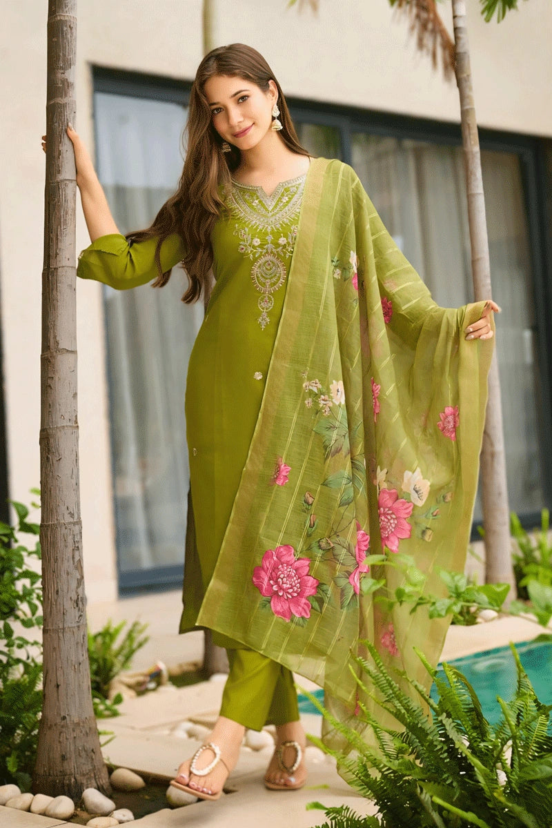 Embroidered short sleeve top