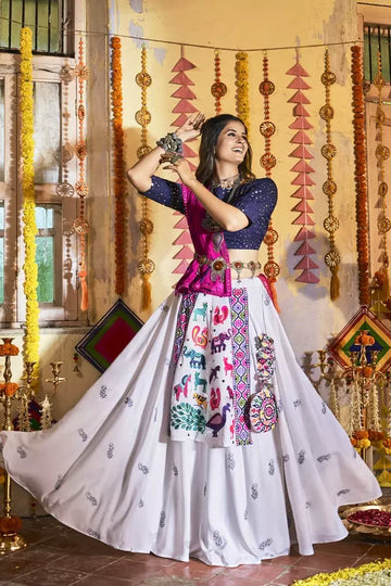 Fancy Chaniya Choli Design For Navratri