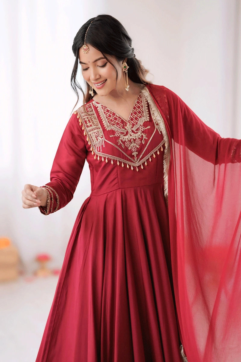 Full Sleeves Wedding Gown