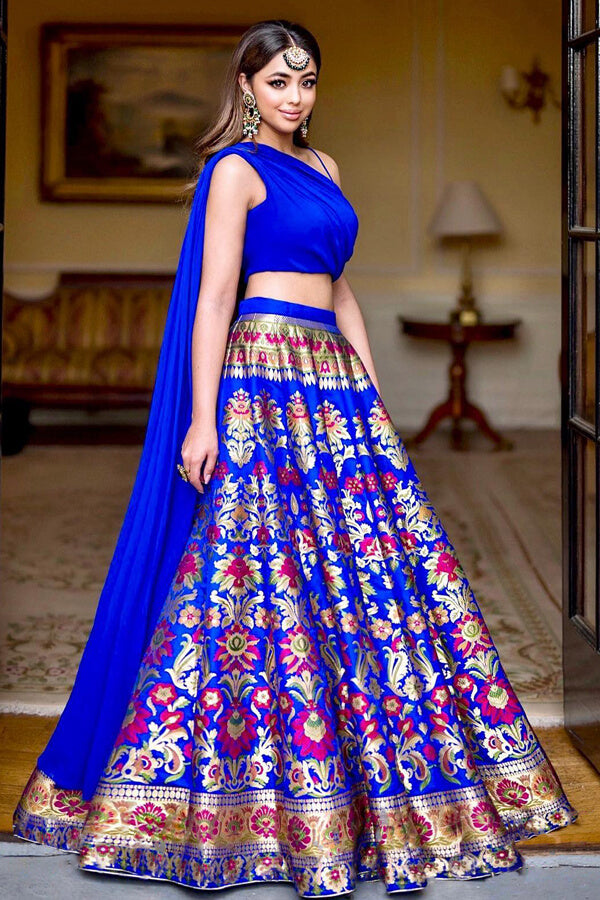 Latest Banarasi Lehenga Design For Wedding Function