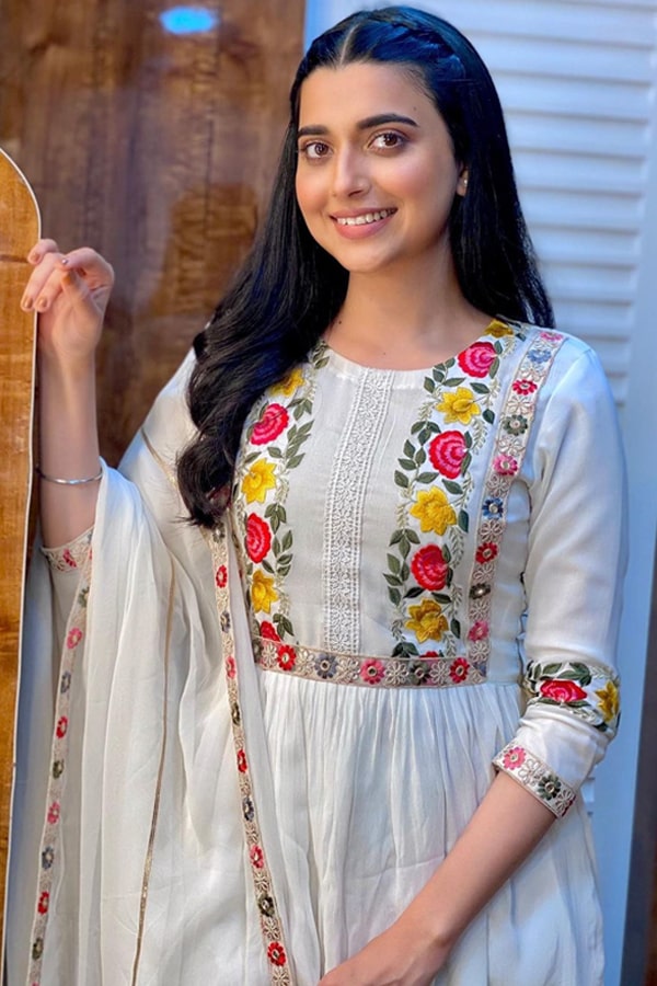 Latest dresses for raksha bandhan 2021 for Girls - Anaya Designer Studio