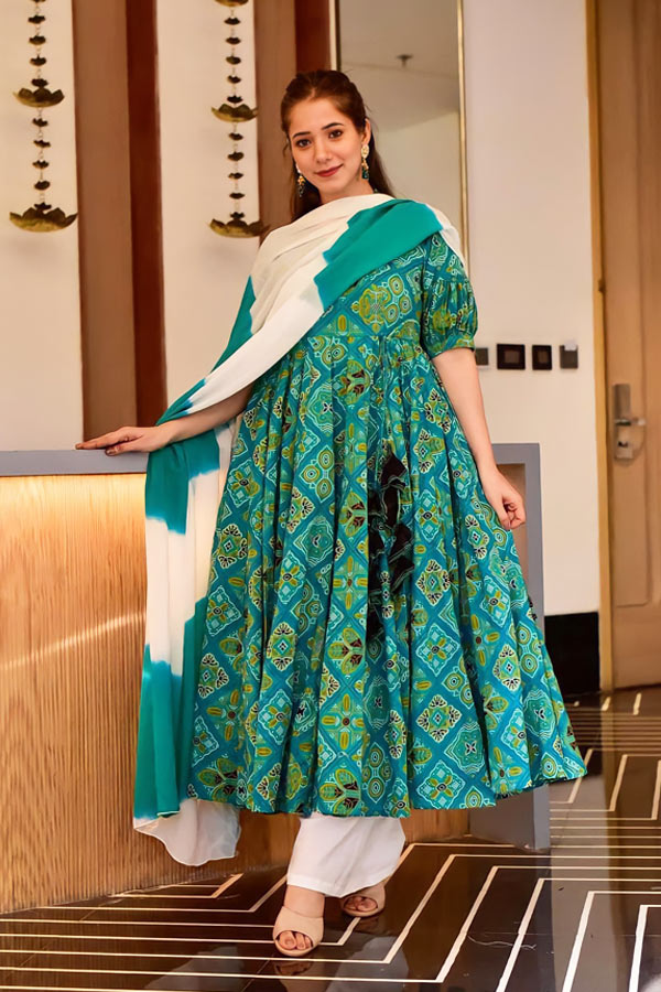 Latest gown design Party wear gown for women - Anaya Designer Studio