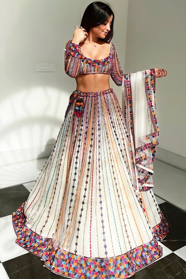 Lehenga choli for bride sister best sale