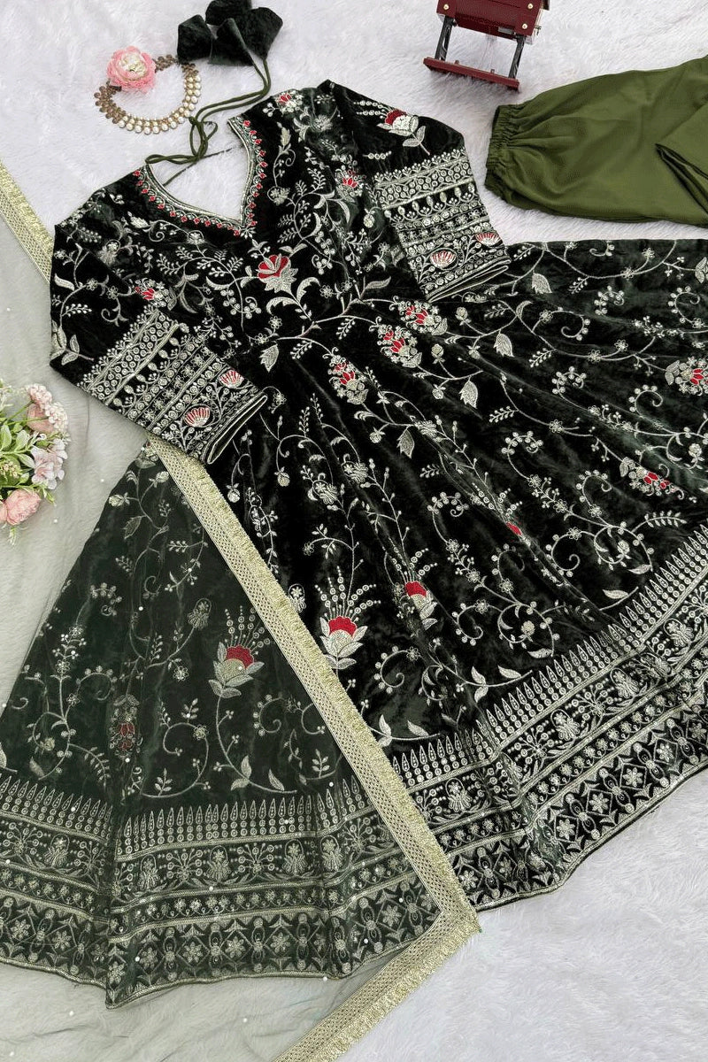 Mehendi function dress for girl