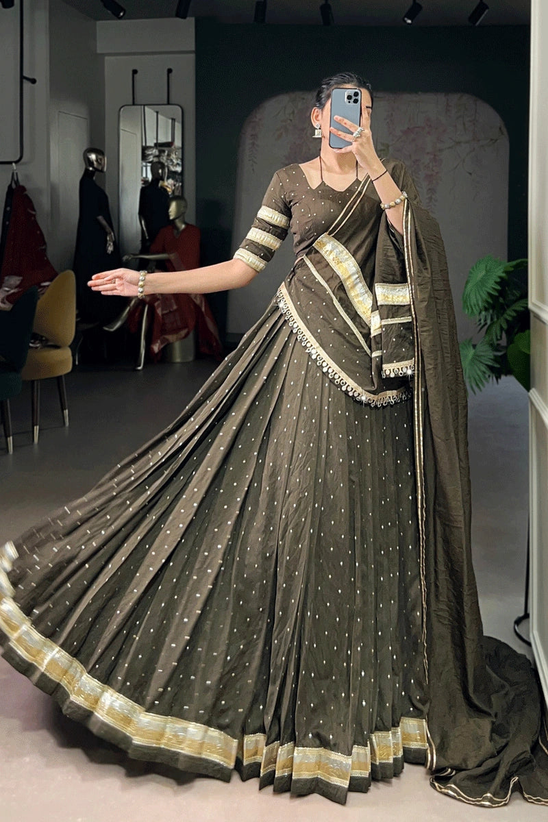 Mehndi Function Bridal Lehenga Choli