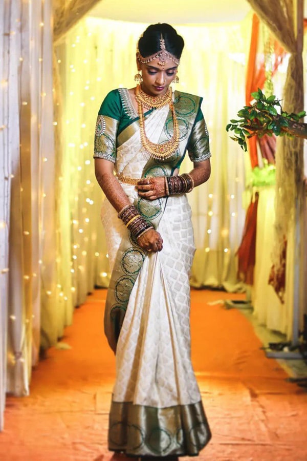 Hindu marriage wedding saree best sale