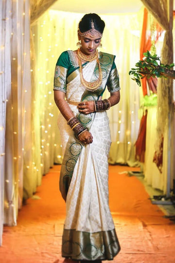 Reception Saree Looks Bridal Makeup Banarasi Saree For Bengali