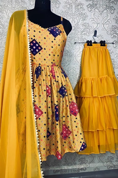 Modern simple plazo suit design 2021 Latest - Anaya Designer Studio