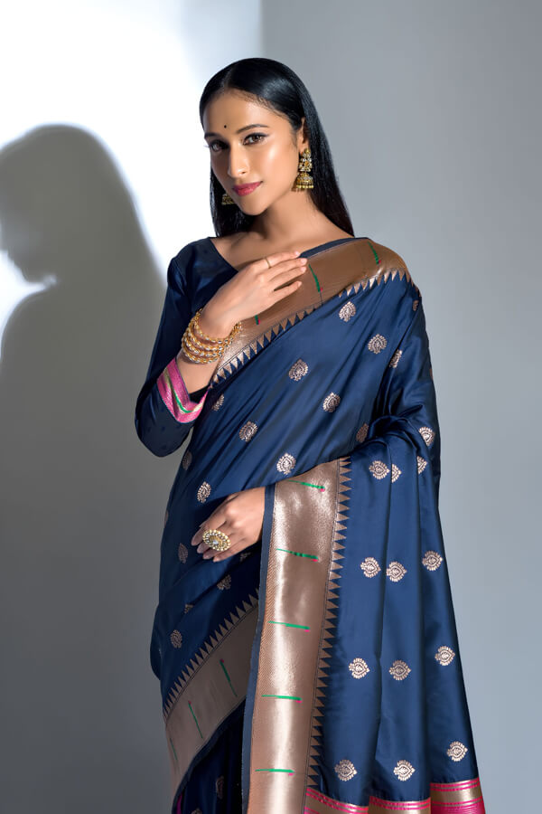 Navy Blue Marathi Paithani Saree Look For Women