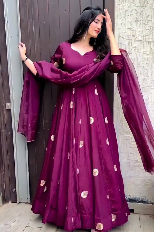 Party Wear Designer Gown Design For Wedding - Anaya Designer Studio