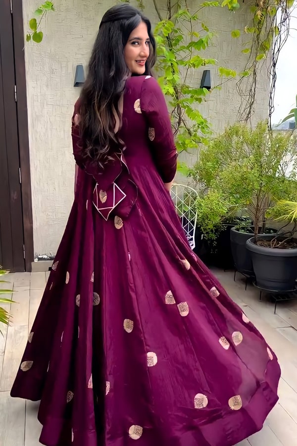 Party Wear Designer Gown Design For Wedding - Anaya Designer Studio