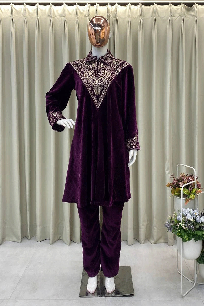 Stylish kurta set for girls