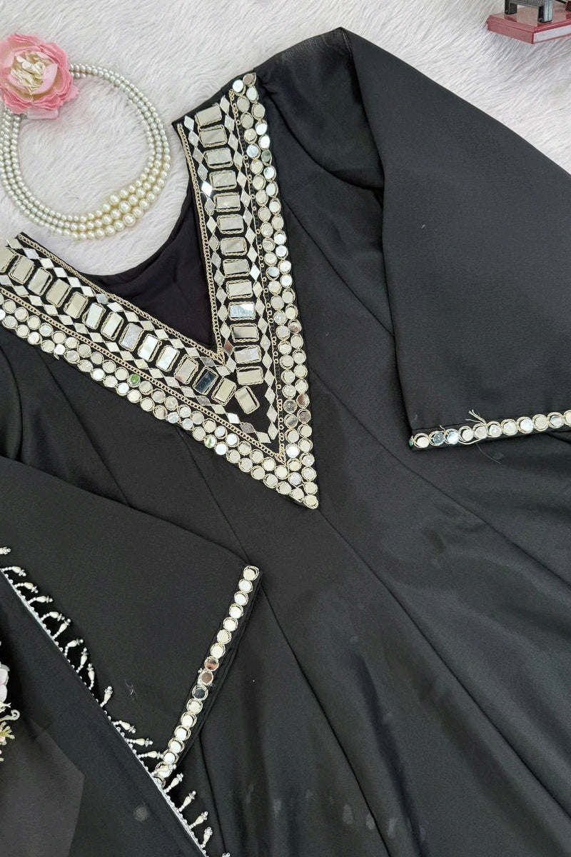 Stylish mirror embellished outfit