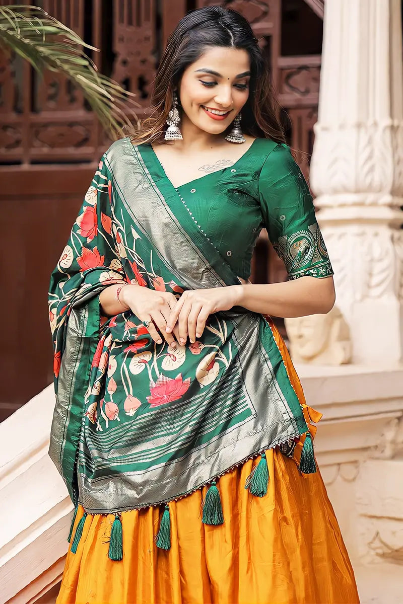 Traditional Chaniya Choli For Navratri Online Shopping