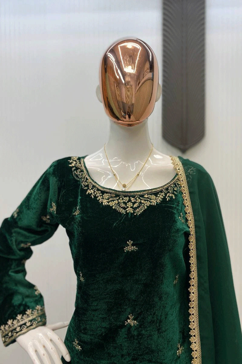 Traditional Mehendi Wear