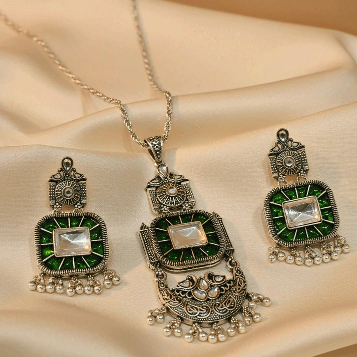 Green and White Stone Pendant