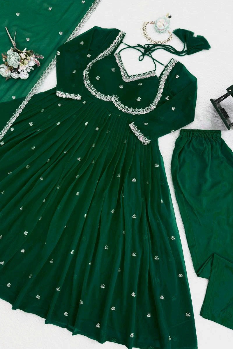 Traditional ceremony wear