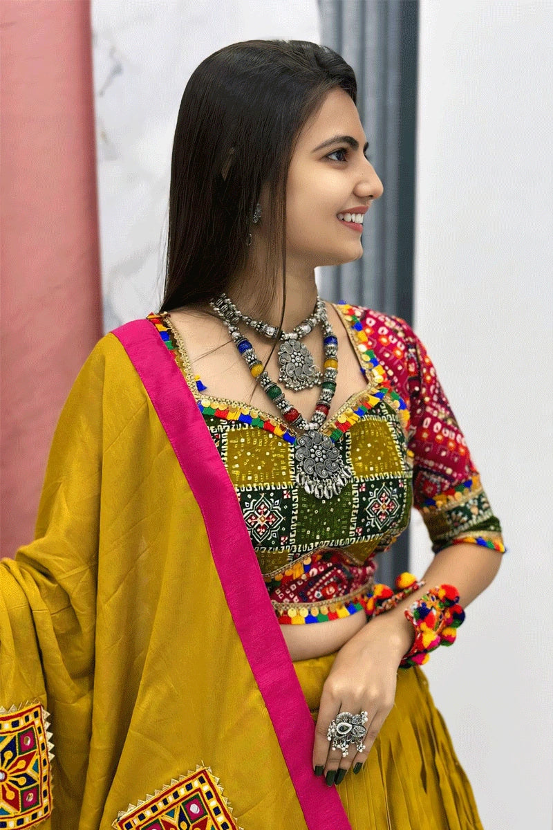 bandhani style blouse for garba