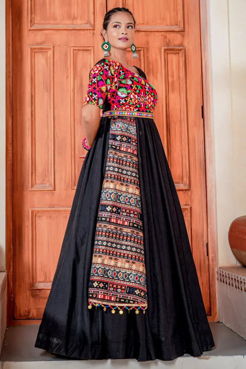 black gown design for navratri