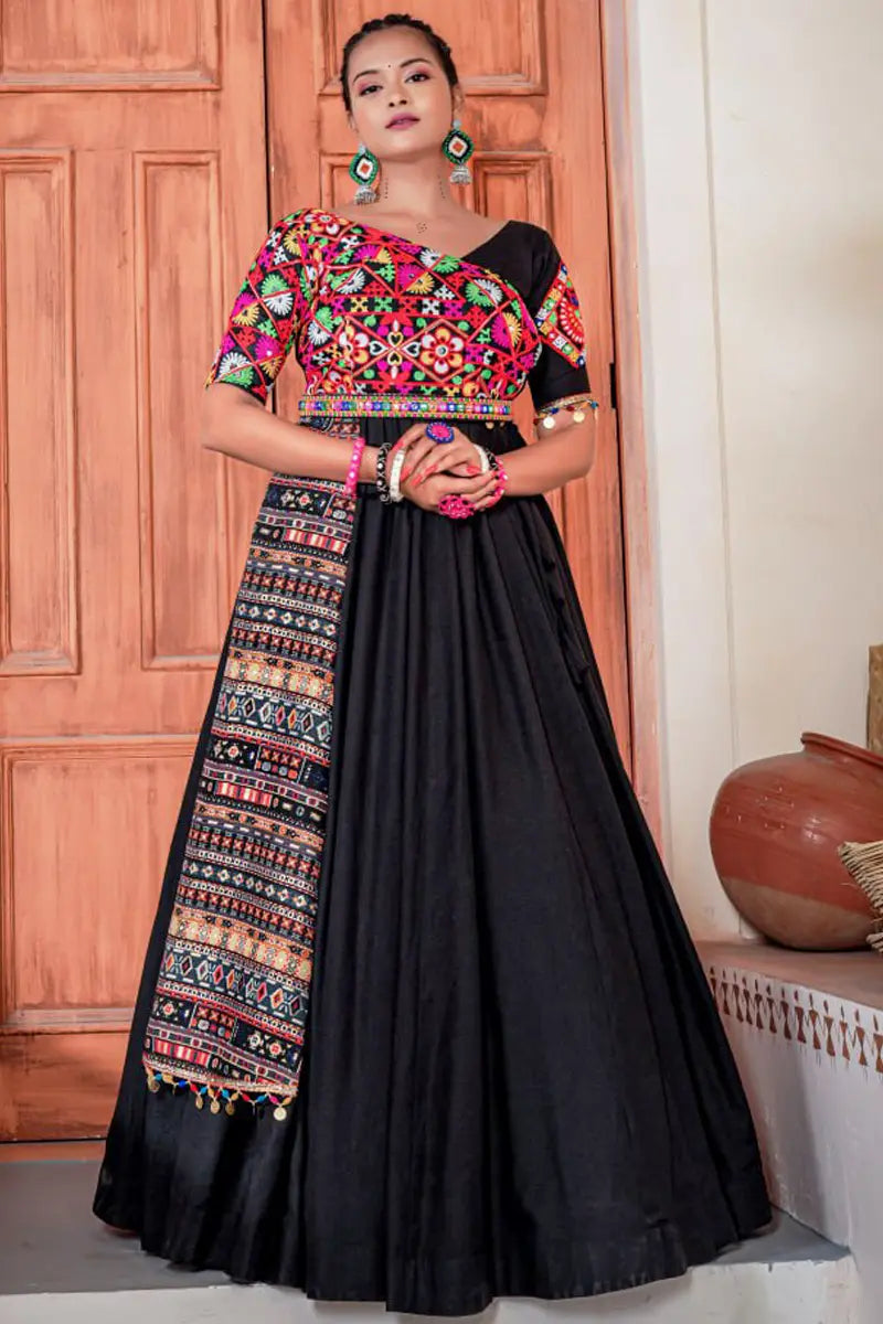 black gown design for navratri