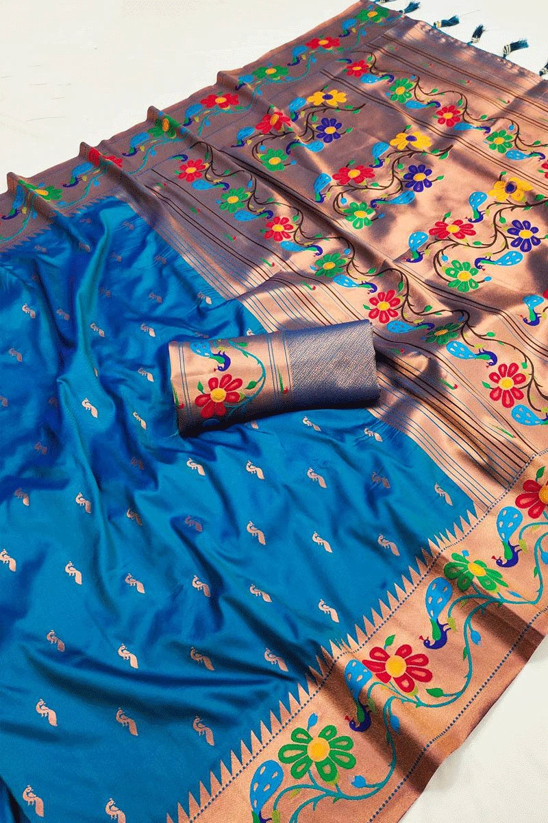 blue color saree for wedding party