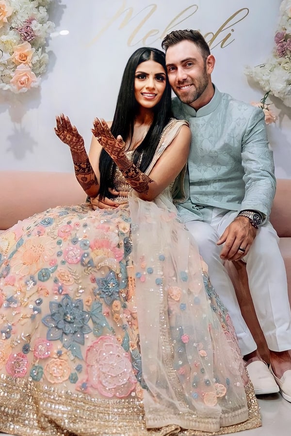 Lehenga Designs Bollywood Actress Engagement Dresses 20+ Orange Bridal Lehengas Alia Bhatt Lehenga Designs Bollywood Actress Engagement Dresses 20+ Orange Bridal Lehengas Alia Bhatt