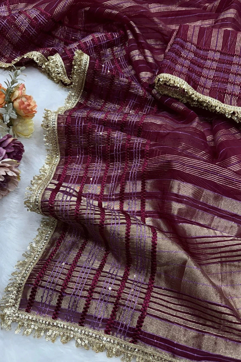 fashionable wedding saree loo