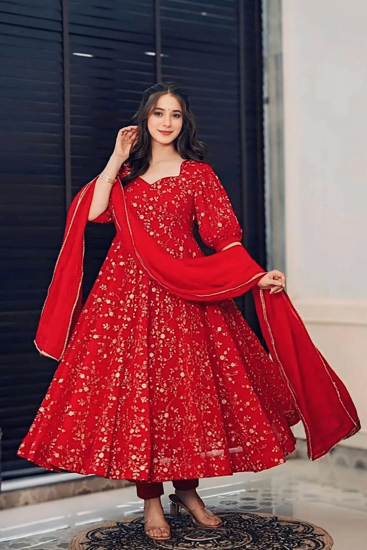 fuggi style sleeve red gown