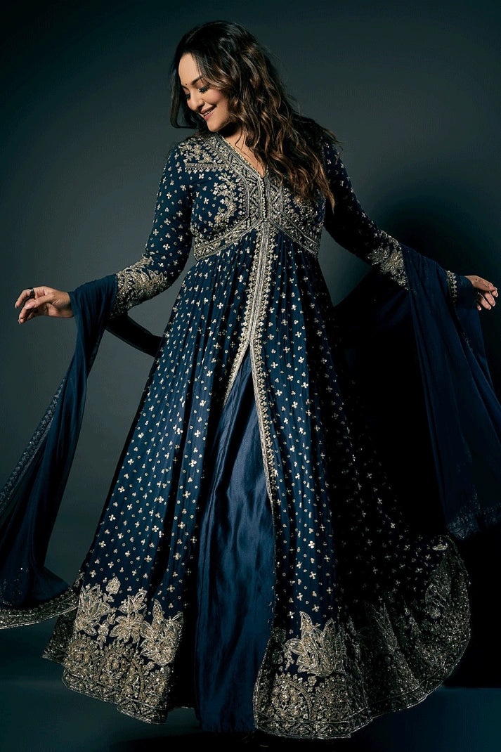 sonakshi shinha blue gown