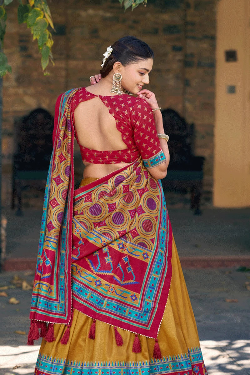 latest half saree style