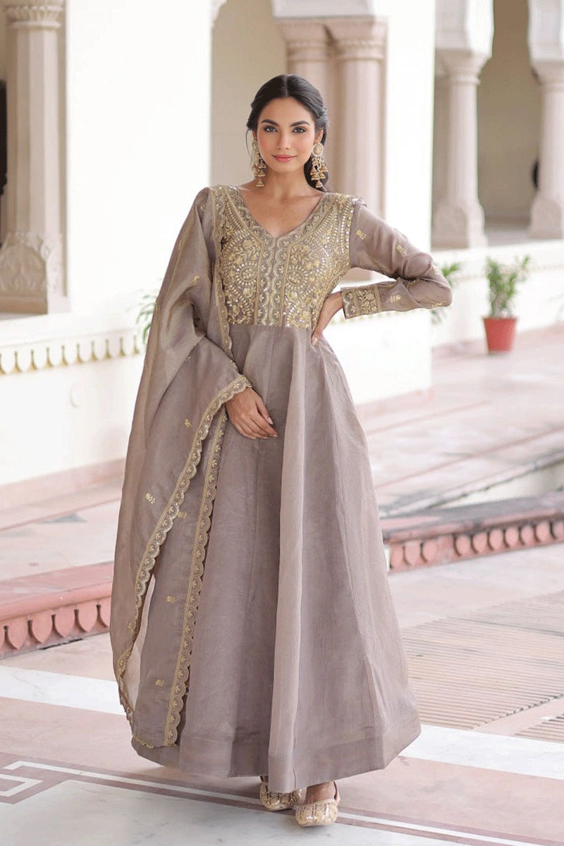 long sleeves sequin embroidery gown