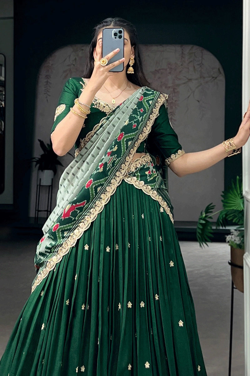 modern mehendi lehenga outfit