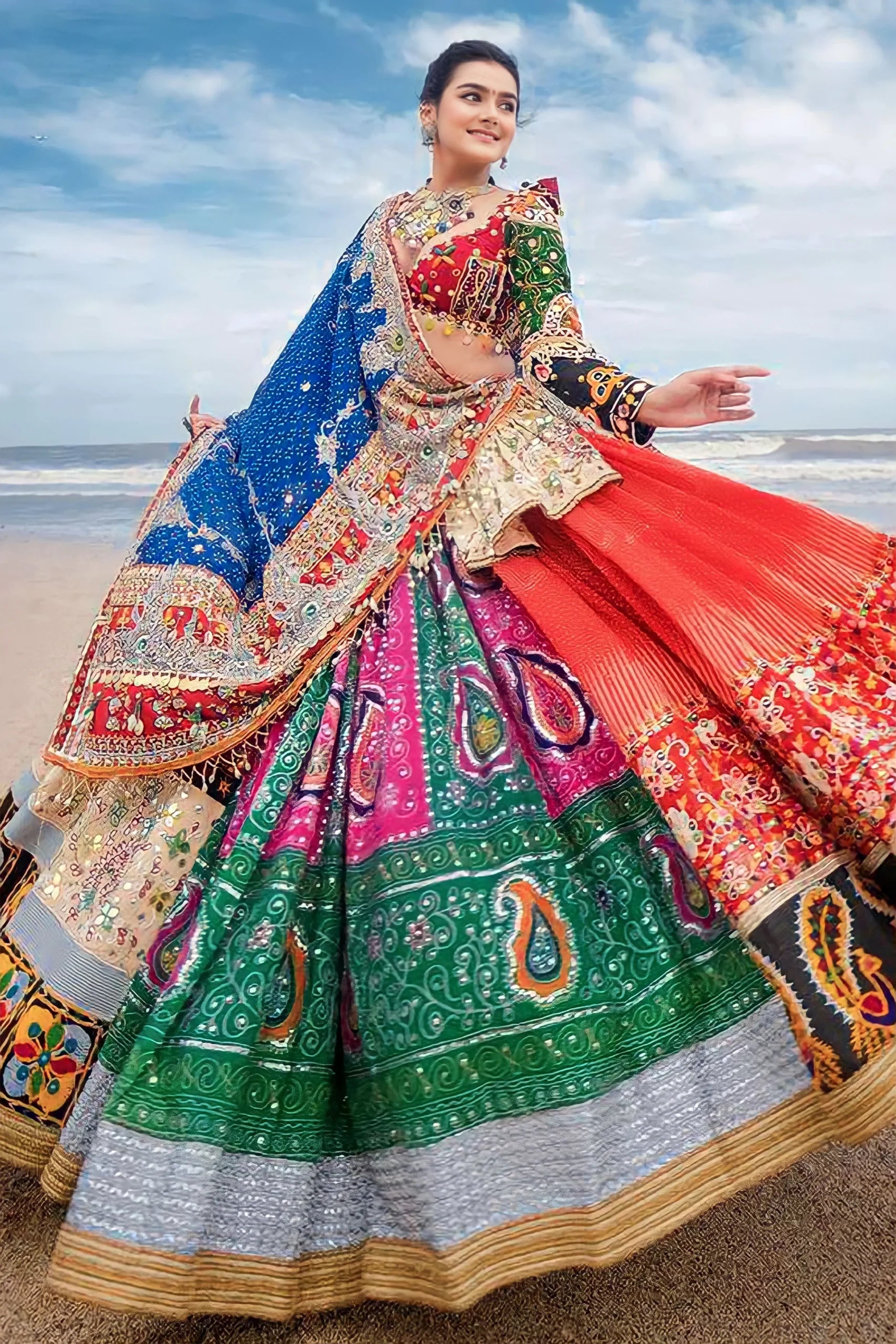 Traditional Gujarati Chaniya Choli For Navratri Anaya Designer Studio traditional-gujarati-chaniya-choli-for-navratri-anaya-designer-studio