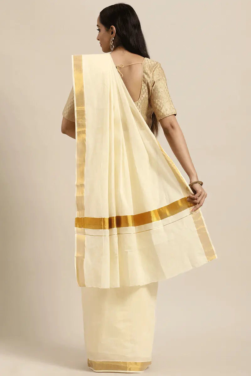 onam saree pose for girls