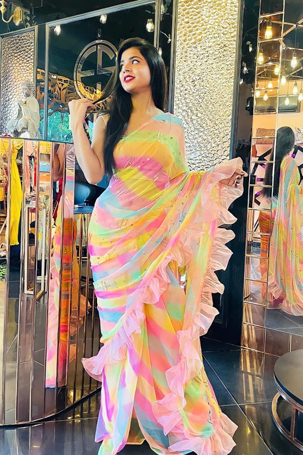 Party wear Designer saree online shopping - Anaya Designer Studio
