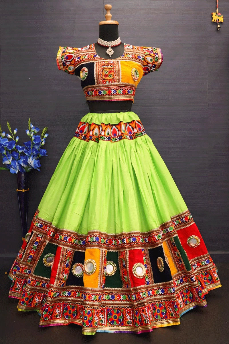 real mirror work gamthi work chaniya choli for garba