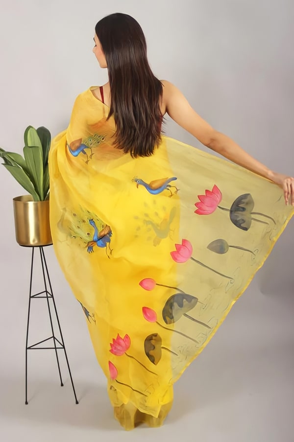 Get The Best Yellow Saree For Haldi Function Online in 2022 - Anaya Designer Studio